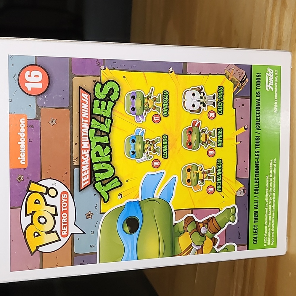POP HEAD COLLECTIBLE - Picture 3 of 4